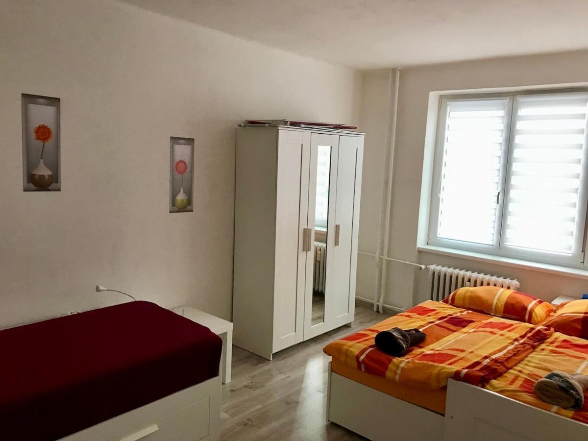 Byt V Blizkosti Centra Klášterec nad Ohří Exteriör bild